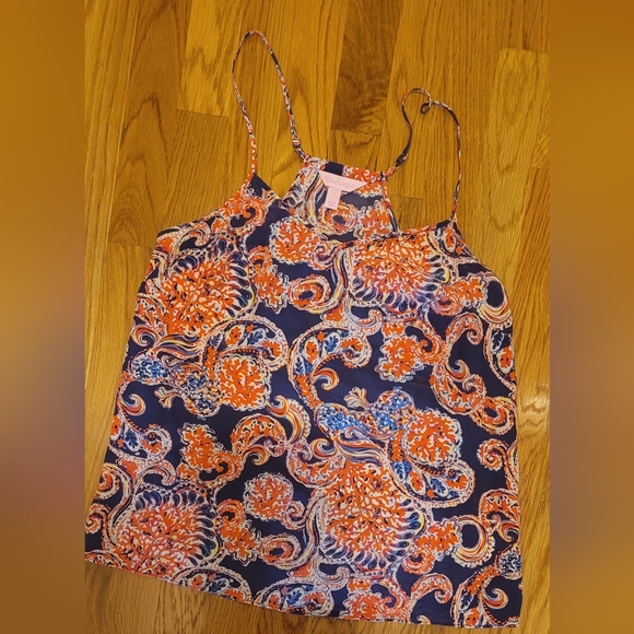 Lilly Pulitzer - Picture 1 of 5